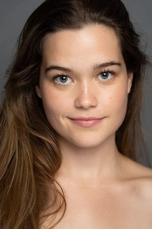 Photo of Sarah Catherine Hook from the Latest Netflix gallery