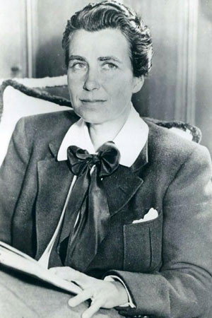 Dorothy Arzner photo