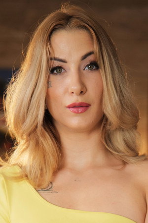 Photo of Melanie Tucker from the Latest Netflix gallery