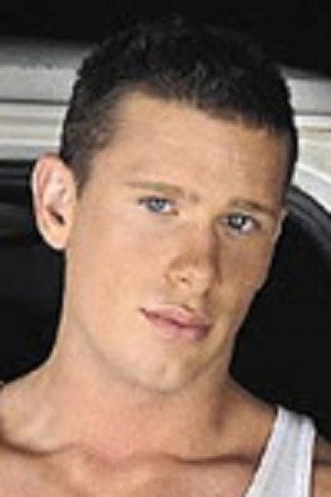 Photo of Brett Wilde from the Latest Netflix gallery