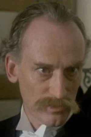 Photo of Jean-Louis Roux from the Latest Netflix gallery
