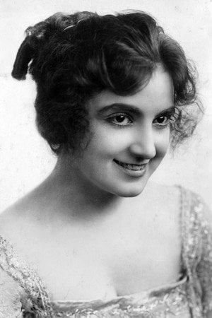 Photo of Clara Williams from the Latest Netflix gallery
