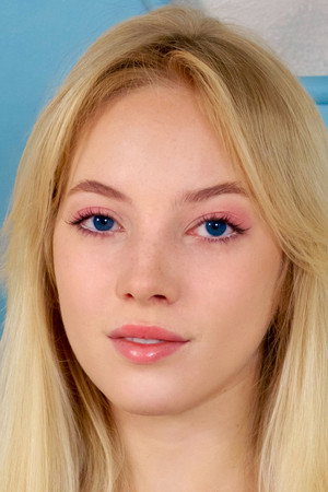 Photo of Bella Spark from the Latest Netflix gallery