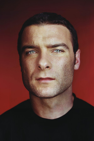 Liev Schreiber photo