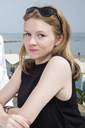 Photo of Lena Suijkerbuijk from the Latest Netflix gallery
