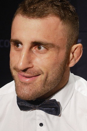 Photo of Alexander Volkanovski from the Latest Netflix gallery