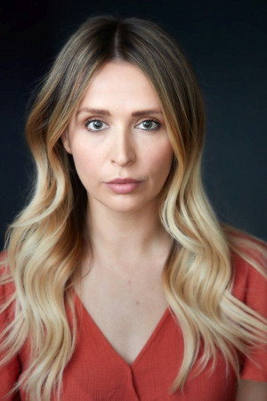 Photo of Lara Deam from the Latest Netflix gallery
