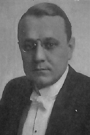 Photo of George Lessey from the Latest Netflix gallery