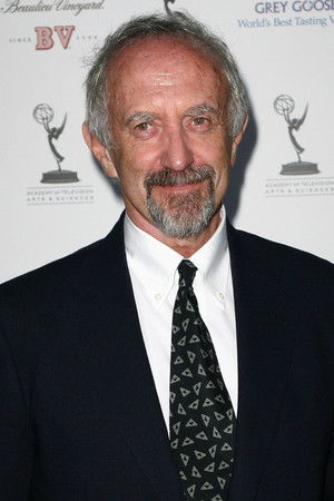 Jonathan Pryce photo