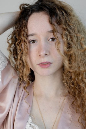Photo of Anna Cortés from the Latest Netflix gallery