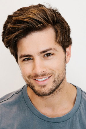 Photo of Travis Burns from the Latest Netflix gallery