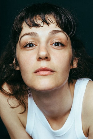 Photo of Amanda Radeljak from the Latest Netflix gallery