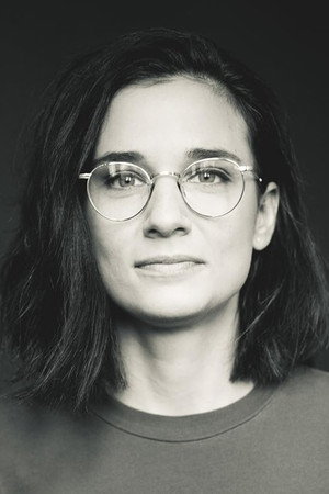 Photo of Chloé Robichaud from the Latest Netflix gallery
