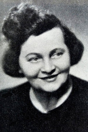 Photo of Ella Nollová from the Latest Netflix gallery