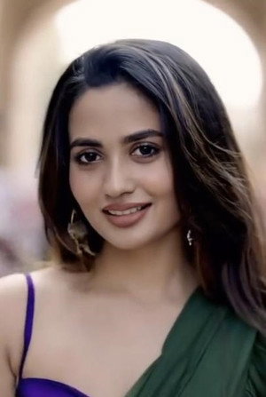 Photo of Teju Ashwini from the Latest Netflix gallery
