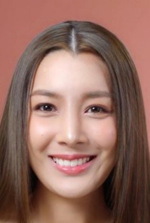 Weerin Kaewpuk photo