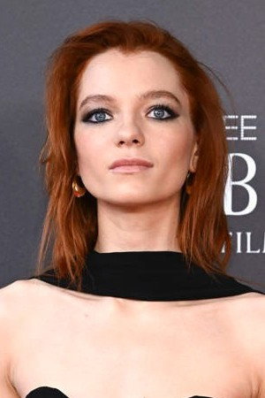 Esmé Creed-Miles photo