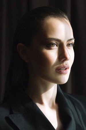 Fahriye Evcen photo