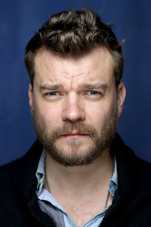 Pilou Asbæk photo