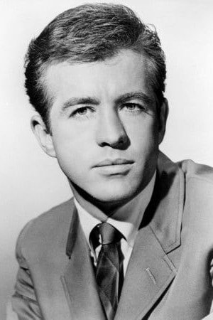 Clu Gulager photo