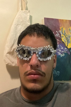 Photo of Emanuel Sant from the Latest Netflix gallery