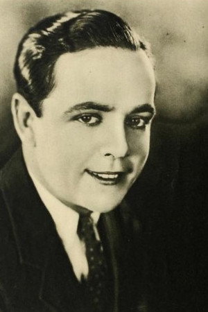 Photo of Robert Agnew from the Latest Netflix gallery