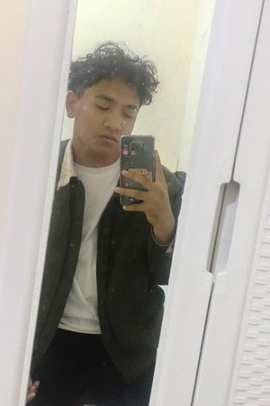 Photo of Raja Maputra from the Latest Netflix gallery