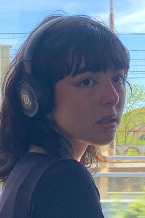 Photo of Emma Delaveau from the Latest Netflix gallery