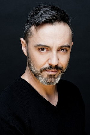 Photo of Ángel Ruiz from the Latest Netflix gallery