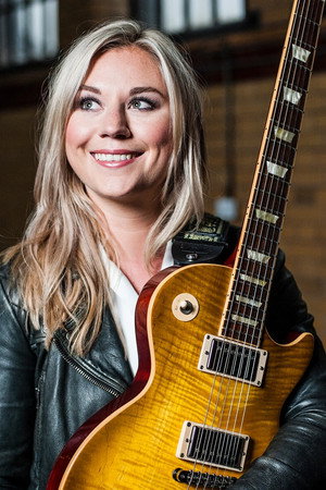 Photo of Joanne Shaw Taylor from the Latest Netflix gallery
