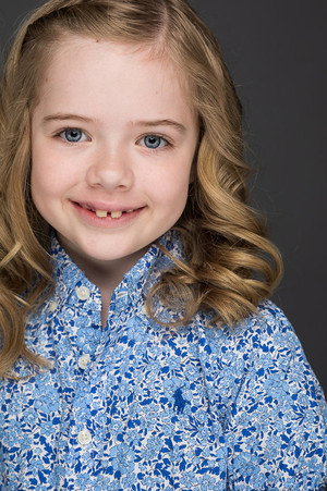 Photo of Julianna Layne from the Latest Netflix gallery