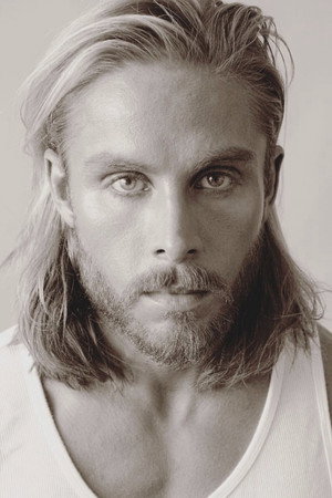 Photo of Matthew Felker from the Latest Netflix gallery