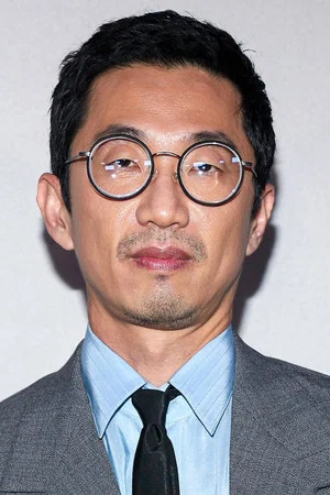 Photo of Lee Sung Jin from the Latest Netflix gallery