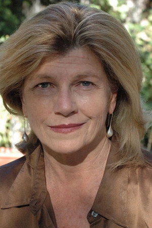 Photo of Jennifer Warren from the Latest Netflix gallery