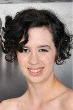 Photo of Daisy Chayne from the Latest Netflix gallery