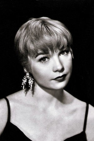 Shirley MacLaine photo