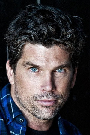 Photo of Mike Shara from the Latest Netflix gallery