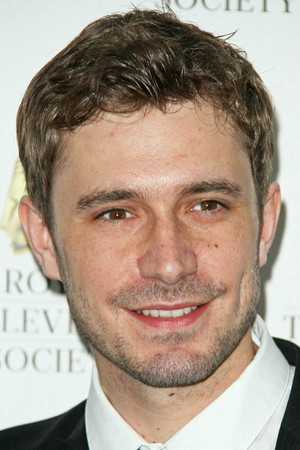 Photo of Oliver Farnworth from the Latest Netflix gallery