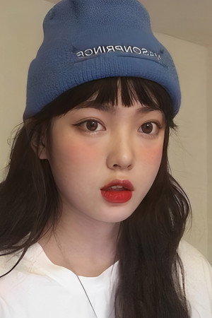 Photo of Liu Yu Lu from the Latest Netflix gallery