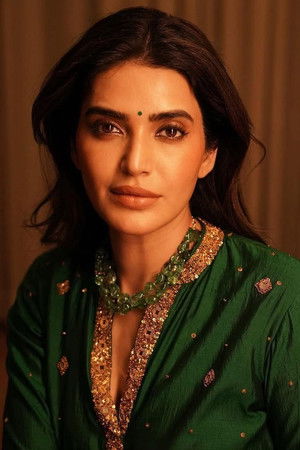 Karishma Tanna photo