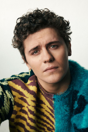 Dylan Llewellyn photo