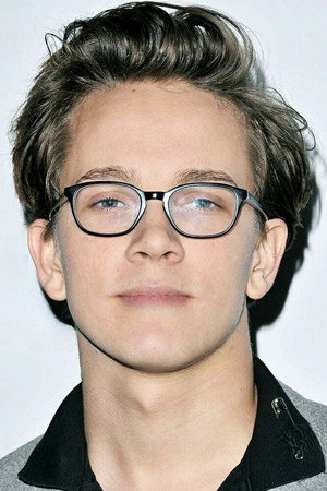 Photo of Austin P. McKenzie from the Latest Netflix gallery