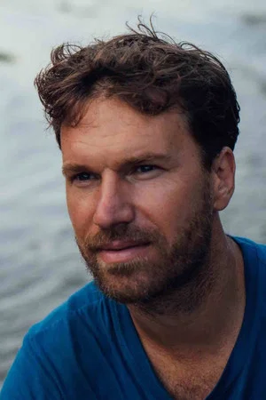 Photo of Félix Blume from the Latest Netflix gallery