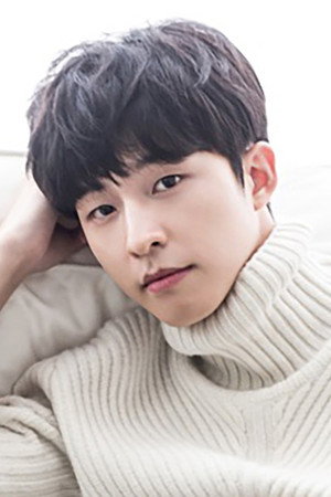 Hong Kyung photo