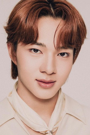 Chawarin Perdpiriyawong photo