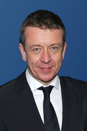 Photo of Peter Morgan from the Latest Netflix gallery