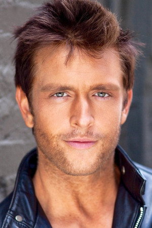 Photo of Theis Weckesser from the Latest Netflix gallery
