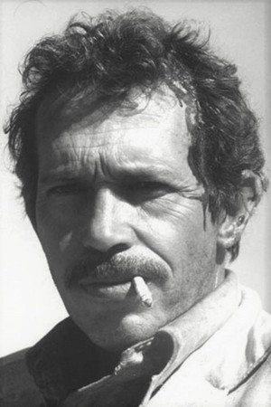 Warren Oates photo