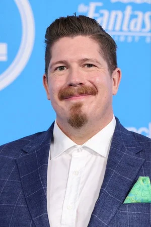 Photo of Eric Pearson from the Latest Netflix gallery