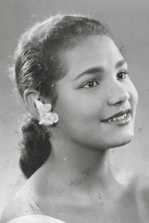 Photo of Esther Mellinger from the Latest Netflix gallery